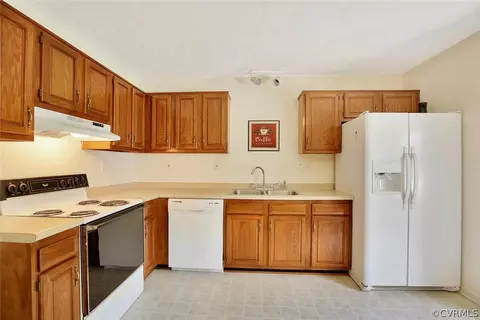 7006 Spring Trace Ter, Midlothian, VA 23112 photo 11
