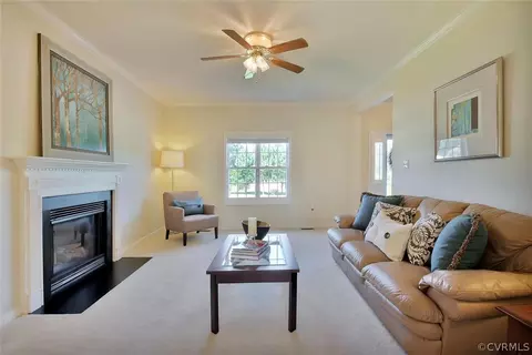 11319 Heidi Dr, Midlothian, VA 23112 photo 7
