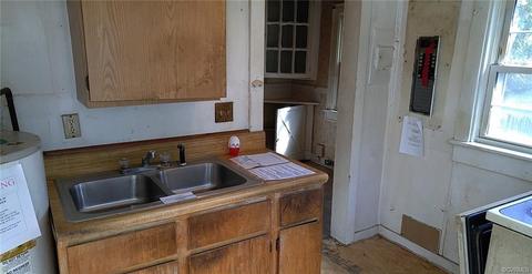 17 Cummings W Ave, Hampton, VA 23662 photo 6