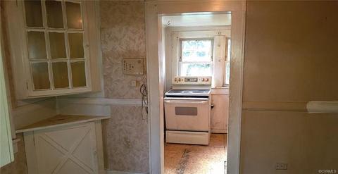 17 Cummings W Ave, Hampton, VA 23662 photo 4
