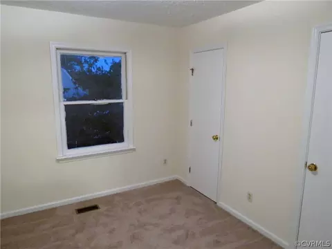 3487 Enos Rd, Gloucester, VA 23061 photo 9