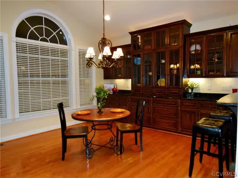 931 Roll Dr, Midlothian, VA 23114 photo 3