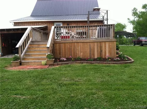 867 E Court House Rd, Blackstone, VA 23824 photo 5