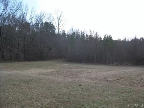 867 E Court House Rd, Blackstone, VA 23824 photo 10