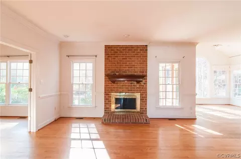 3032 Freeman Rd, Williamsburg, VA 23185 photo 8