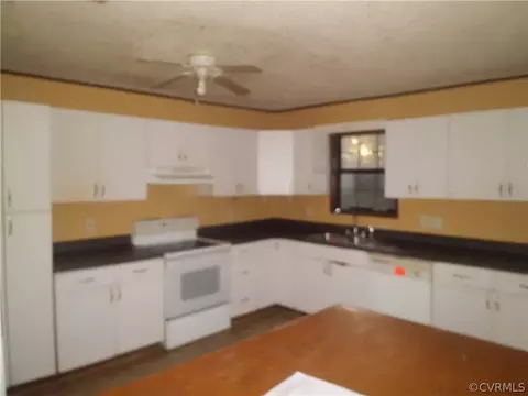 597 Pine Ln, King William, VA 23086 photo 8