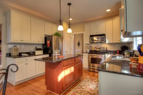 11261 Brickshire Ter, Providence Forge, VA 23140 photo 2
