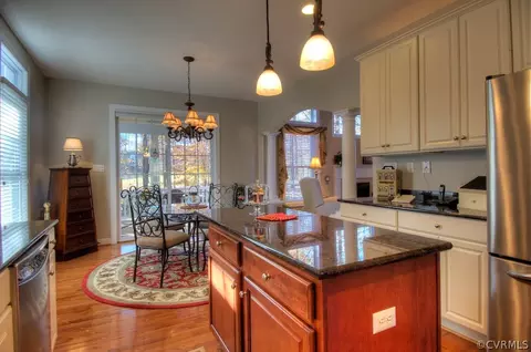 11261 Brickshire Ter, Providence Forge, VA 23140 photo 4