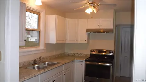 30 E Gray St, Sandston, VA 23150 photo 9