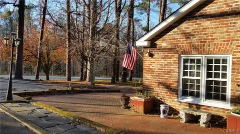437 Blair Rd, Richmond, VA 23238 photo 2