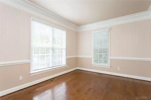 5702 Maple Brook Dr, Midlothian, VA 23112 photo 3
