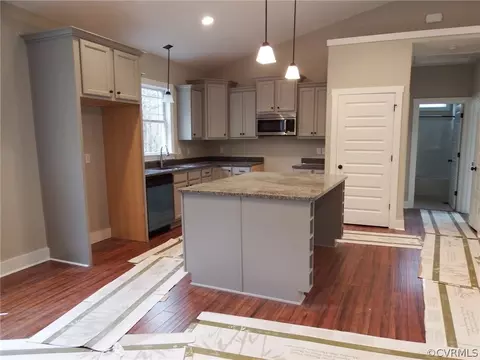 2078 Mccune Rd, Crewe, VA 23930 photo 12