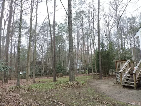 5810 Mill Spring Rd, Midlothian, VA 23112 photo 3