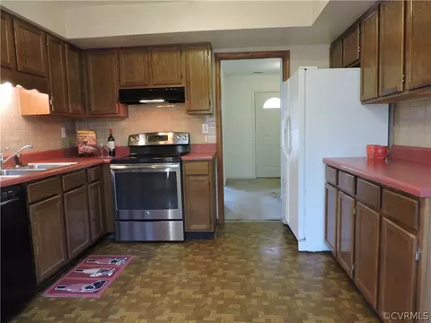 5810 Mill Spring Rd, Midlothian, VA 23112 photo 5