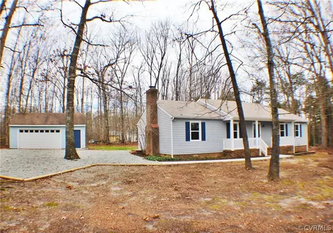 2405 E Deerpath Dr, Powhatan, VA 23139 photo 1