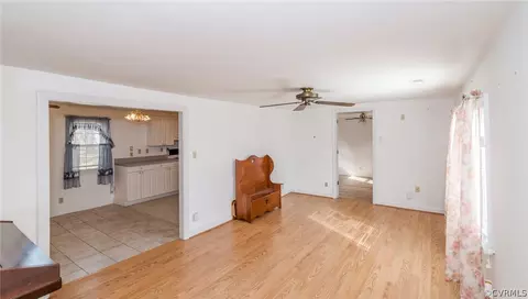 146 Benson Rd, Weems, VA 22576 photo 13