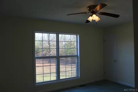 36 Thomas Rd, Dillwyn, VA 23936 photo 6