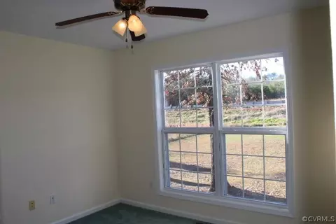 36 Thomas Rd, Dillwyn, VA 23936 photo 12