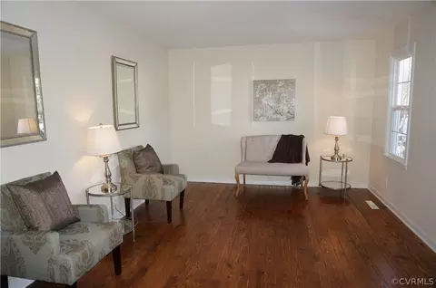 10601 Ramshorn Rd, Midlothian, VA 23113 photo 4