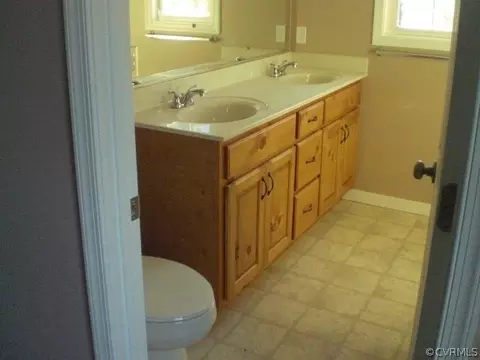 327 Dylan Dr, Aylett, VA 23009 photo 5