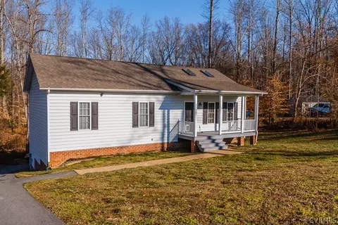 358 Nottoway Ln, King William, VA 23086 photo 2