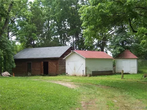 5131 Cedar Hill Rd, Mineral, VA 23117 photo 3