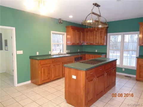 20172 Horseshoe Rd, Carson, VA 23830 photo 6