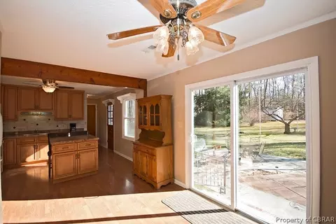 6984 Short Ln, Gloucester, VA 23061 photo 10