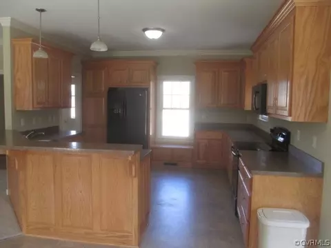 246 Pleasant View Dr, Aylett, VA 23009 photo 11