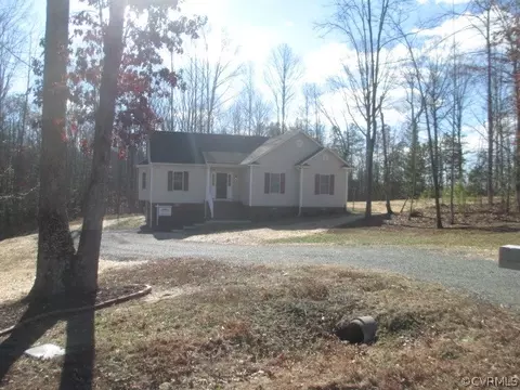 246 Pleasant View Dr, Aylett, VA 23009 photo 1