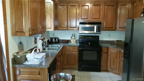 78 Jackson Rd, Bumpass, VA 23024 photo 7