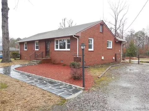 4021 Larkin Ln, Midlothian, VA 23112 photo 1