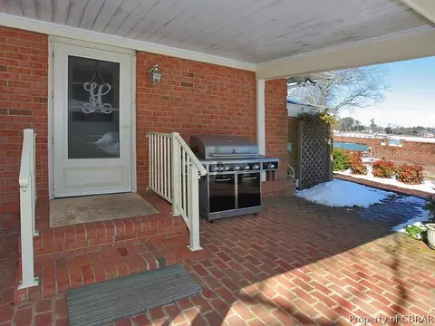 8807 Waverley Ln, Gloucester, VA 23061 photo 11