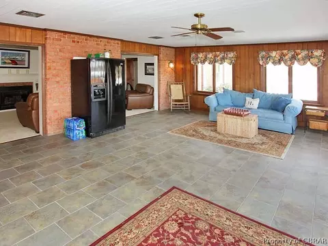 8807 Waverley Ln, Gloucester, VA 23061 photo 18