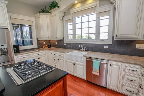 15718 Draycot Dr, Midlothian, VA 23112 photo 16