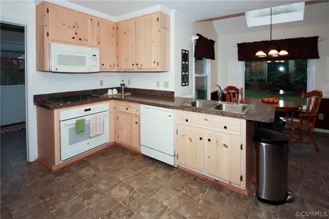 1502 Tackley Pl, Midlothian, VA 23114 photo 7