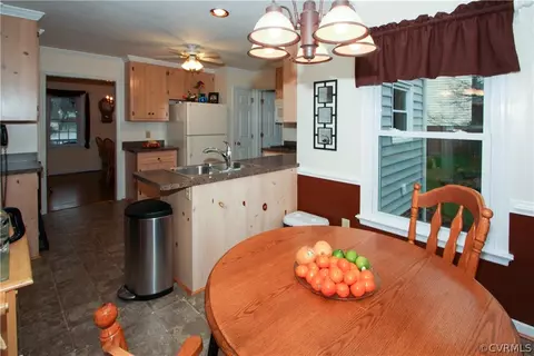 1502 Tackley Pl, Midlothian, VA 23114 photo 5