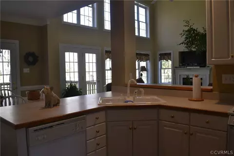 5700 Maple Brook Dr, Midlothian, VA 23112 photo 11