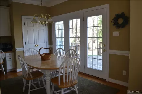 5700 Maple Brook Dr, Midlothian, VA 23112 photo 8