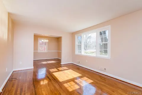 8604 Freestone Ave, Henrico, VA 23229 photo 2