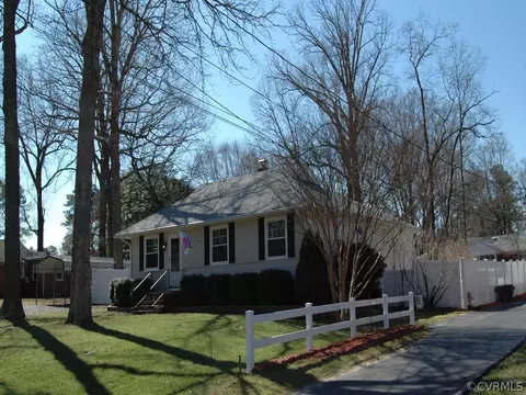 8302 Dade Rd, Richmond, VA 23230 photo 2