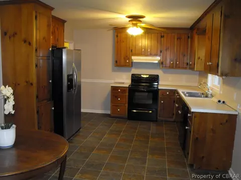 7324 Nelson Dr, Gloucester, VA 23061 photo 4