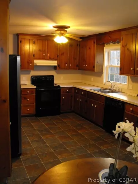 7324 Nelson Dr, Gloucester, VA 23061 photo 6