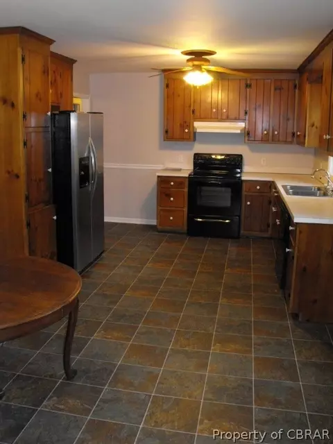 7324 Nelson Dr, Gloucester, VA 23061 photo 5