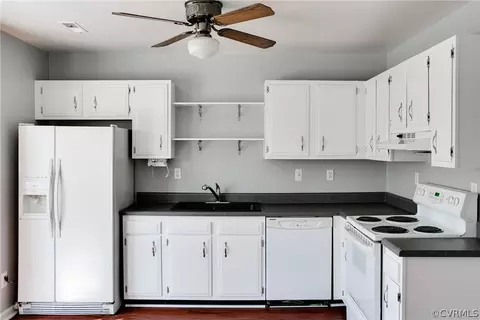 2906 Speeks Dr, Midlothian, VA 23112 photo 10