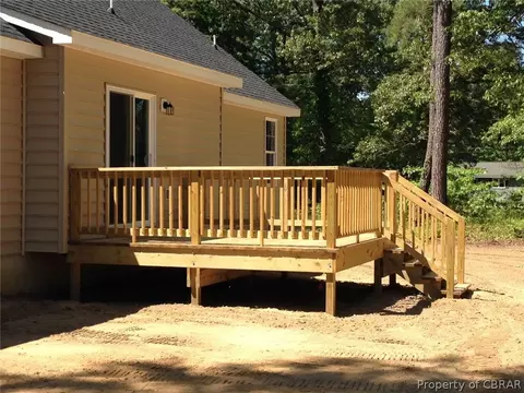 67 River Road Cir, Saluda, VA 23149 photo 3