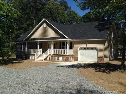 67 River Road Cir, Saluda, VA 23149 photo 1