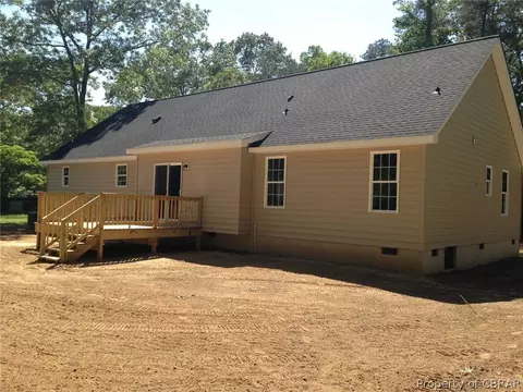 67 River Road Cir, Saluda, VA 23149 photo 2