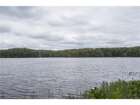 4108 Leonards Ln, Sutherland, VA 23885 photo 2