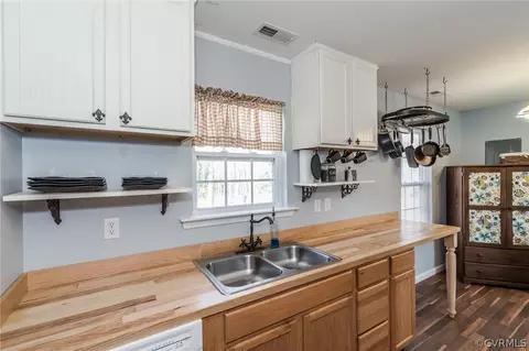 16311 Cooks Mill Rd, New Kent, VA 23124 photo 9